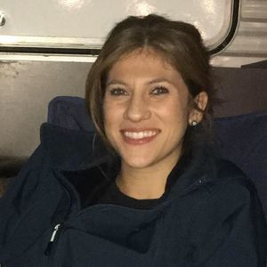 Meet your Posher, Dina